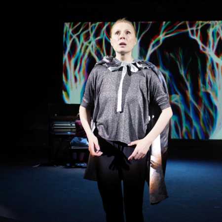 Dina Korzun in a theater